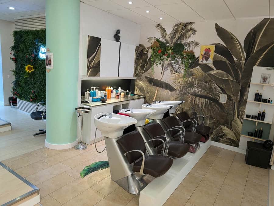 Salon de coiffure Pana Beauty Lausanne bacs de lavage